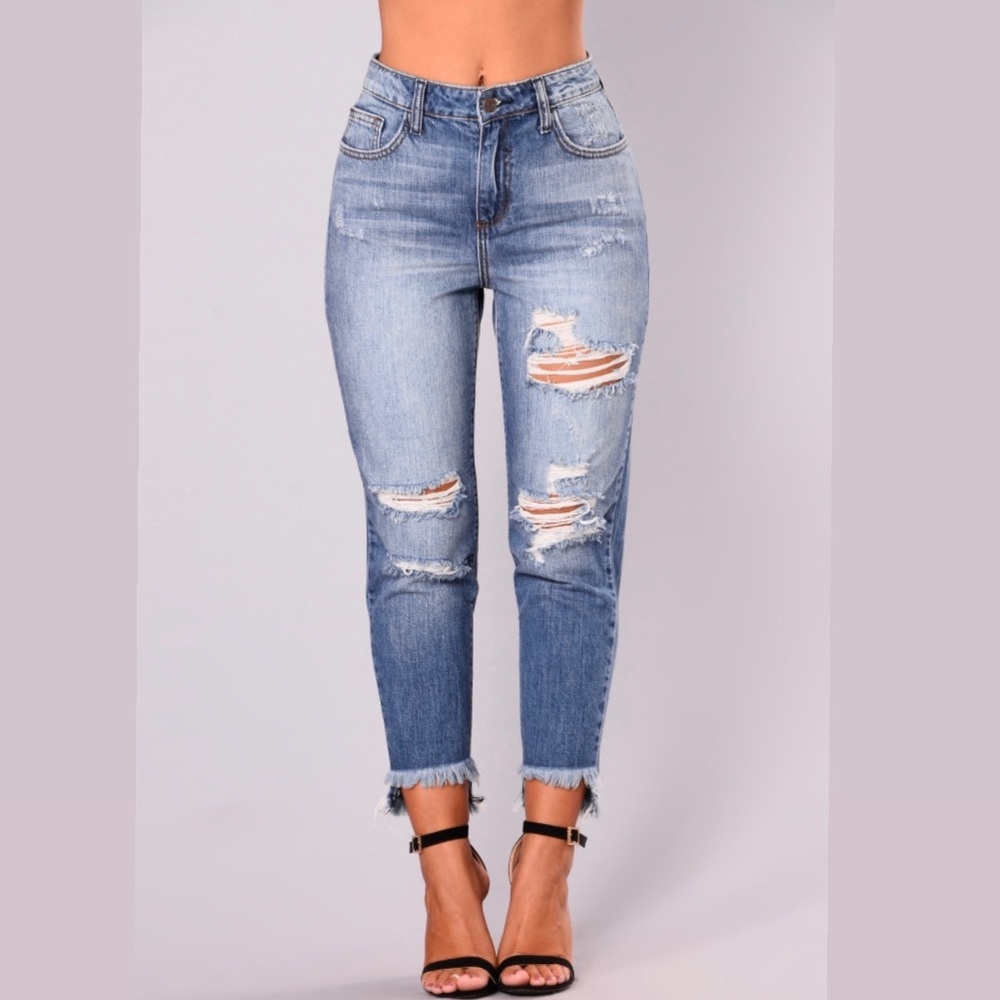 NWWT Fashion Nova Toni Medium Wash Boyfriend Jeans